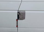 Volkswagen T4 Transporter 1990–2003 Nerjaveč pokrov rezervoarja z logotipom (Carmos) fotografija 2
