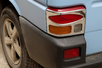 Volkswagen T4 Transporter 1990–2003 Pokrovi zadnjih luči (2 kosa, nerjavno jeklo) Carmos - turško nerjaveče jeklo fotografija 1