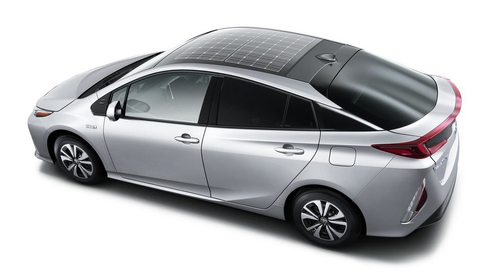 Panasonic začenja proizvodnjo solarnih baterij za avtomobile