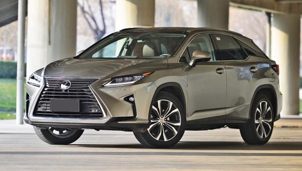Znano je, kdaj prihaja 7-sedežna različica Lexus RX