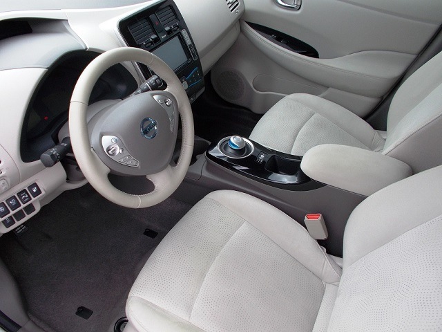 Podjetje «АІС» začenja uvažati v Ukrajino električne avtomobile Nissan Leaf iz ZDA