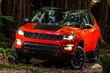 Pregled crossoverja Jeep Compass serije Trailhawk fotografija 1