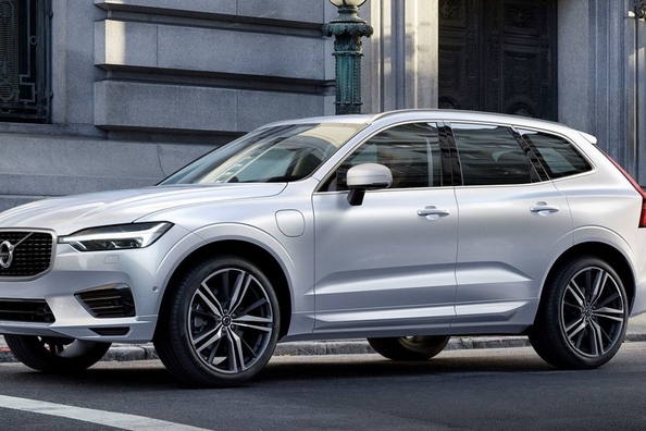 Polestar je povečal moč Volvo XC60 na 421 konjskih moči