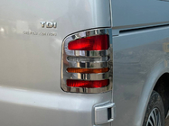Volkswagen T5 Caravelle 2004–2010 Pokrovi zadnjih luči (Carmos, 2 kos, nerjavno jeklo) 1-vratna, Carmos – turško jeklo fotografija 3
