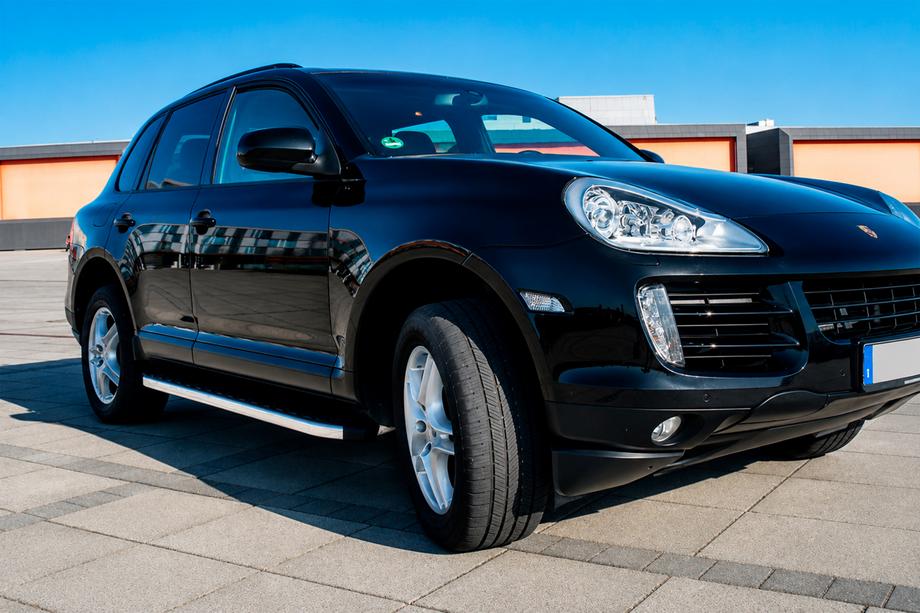 Porsche Cayenne 2003–2010 Stranske stopnice BlackLine (2 kos, aluminij) Image