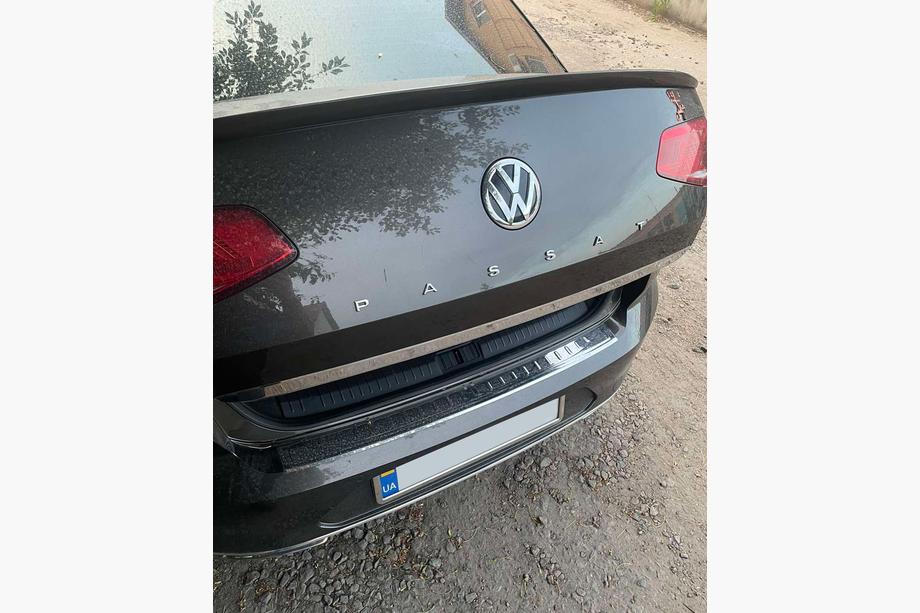 Volkswagen Passat B8 2015–2023 Nerjaveča zaščitna letev roba prtljažnika SD Carmos - turško nerjaveče jeklo Image