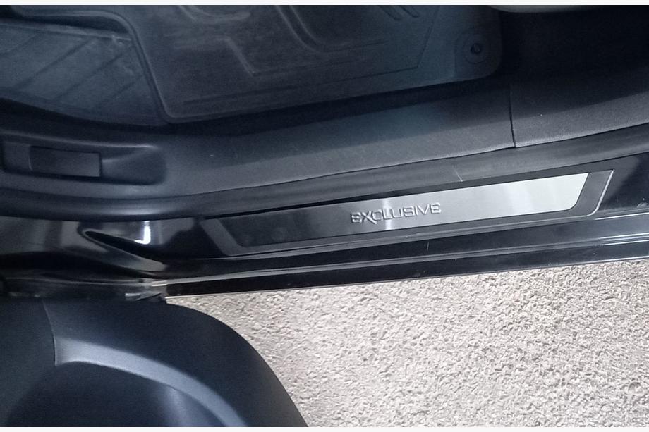Citroen C-4 2010–2018 Obloge pragov Flexill (4 kosi, nerjavno jeklo) Image