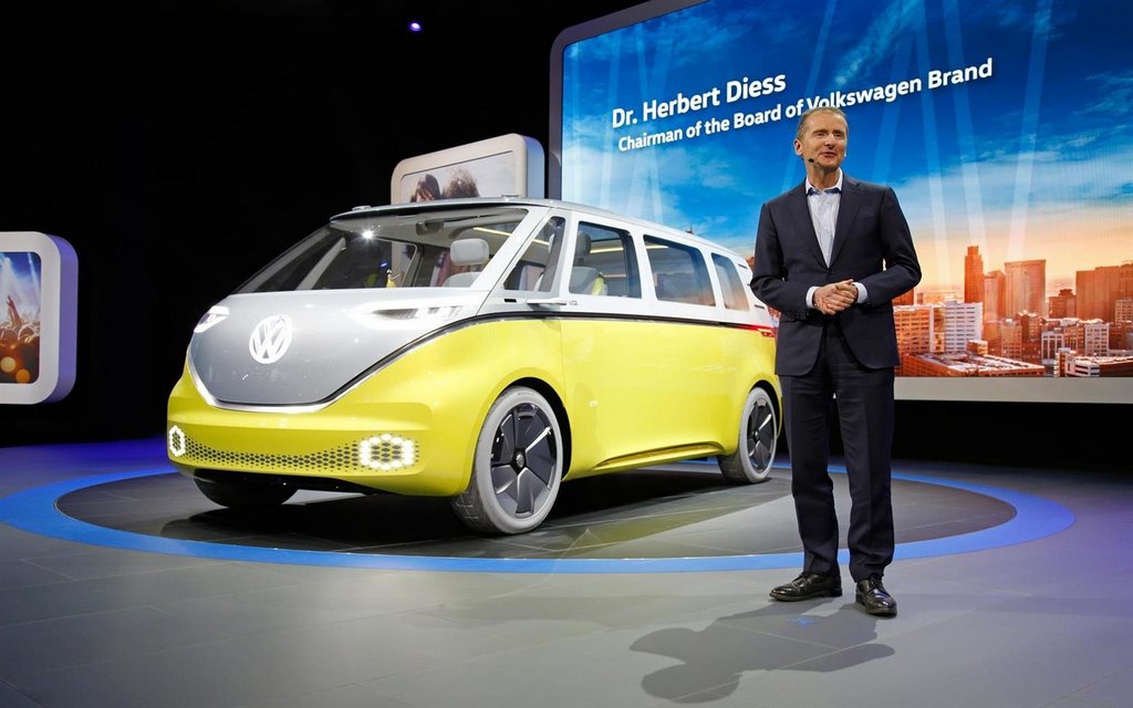 Vodja Volkswagna se boji konkurence Tesle