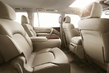 Pregled posodobljenega terenca Nissan Armada fotografija 2