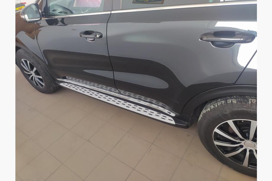 Kia Sportage 2015–2021 Stranski pragovi V2, OEM Image