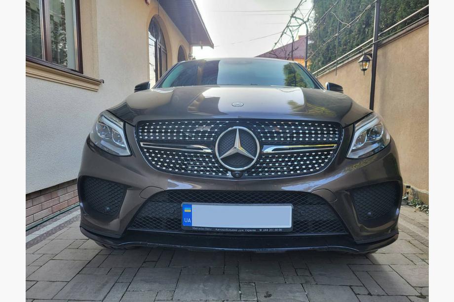 Mercedes GLE kupe C292 2015–2019 Tuning maska hladilnika (Diamond Silver) Image