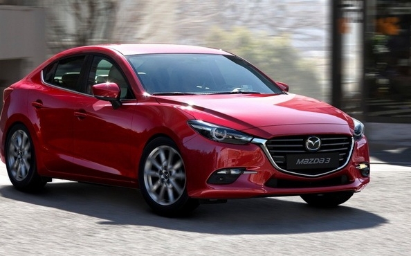 Pregled posodobljene Mazda 3