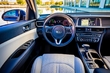 Pregled Kia Optima Hybrid 2017 fotografija 2