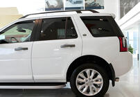Land Rover Freelander II 2006–2014 Originalne strešne sani (2 kos) fotografija 4