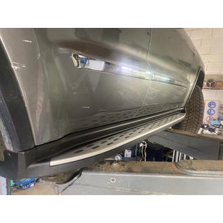 Original stranski pragovi (2 kosa) Jeep Grand Cherokee WK2 2010–2021 fotografija 4