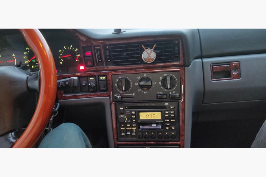 Volvo 850 1991–1997 Obloge armaturne plošče (1993-1997) Fotografija 5