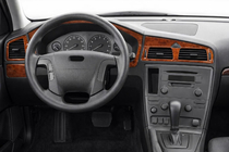 Volvo V70 2000–2007 Obloge armaturne plošče (glavne, 2005-2007) fotografija 1