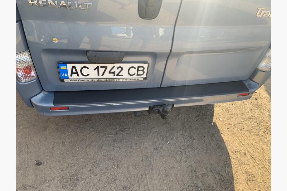 Opel Vivaro 2001–2015 Zaščitna letev zadnjega odbijača DDU (ABS) Fotografija 10