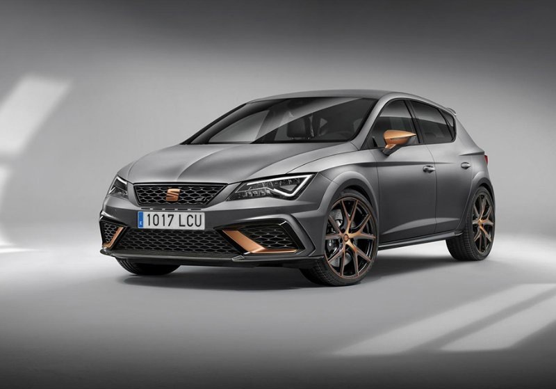 Seat je razkril novo generacijo Leon Cupra R