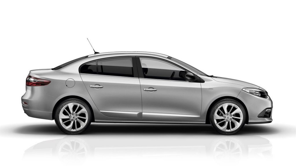 Pregled modelnega leta 2017: Renault Fluence