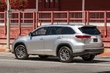 Pregled Toyota Highlander, modelno leto 2017 fotografija 2