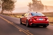 Italijanska karizma v limuzini Alfa Romeo Giulia fotografija 3