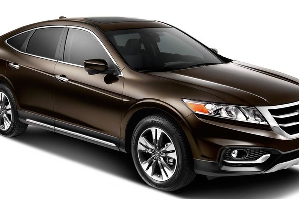Pregled modelnega leta 2017 Honda Crosstour
