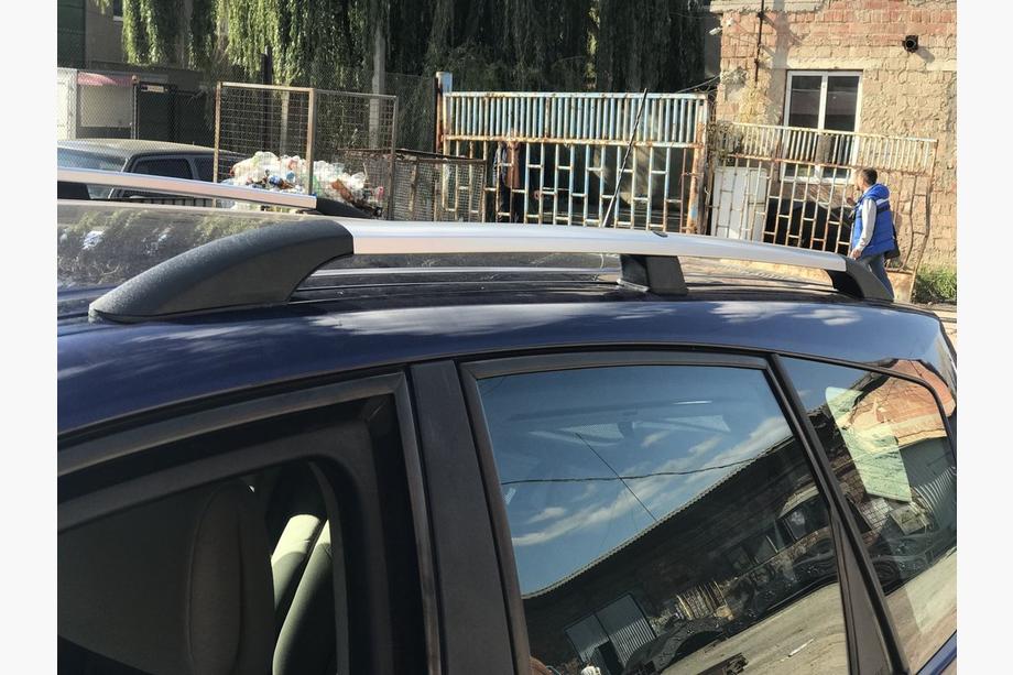 Renault Scenic/Grand 2003–2009 Kromirane strešne sani (2 kos) Fotografija 4