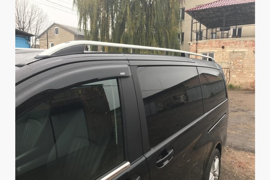 Mercedes Vito W639 2004–2014 Sive strešne vzdolžne letve Skyport (iz polne kovine) Srednja medosna razdalja (LONG) Fotografija 2