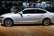Pregled prenovljene limuzine Volvo S90 fotografija 2