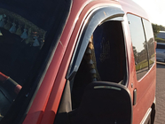 Peugeot Partner 1996–2008 Vetrni deflektorji oken (2 kos, Sunplex Sport) fotografija 7