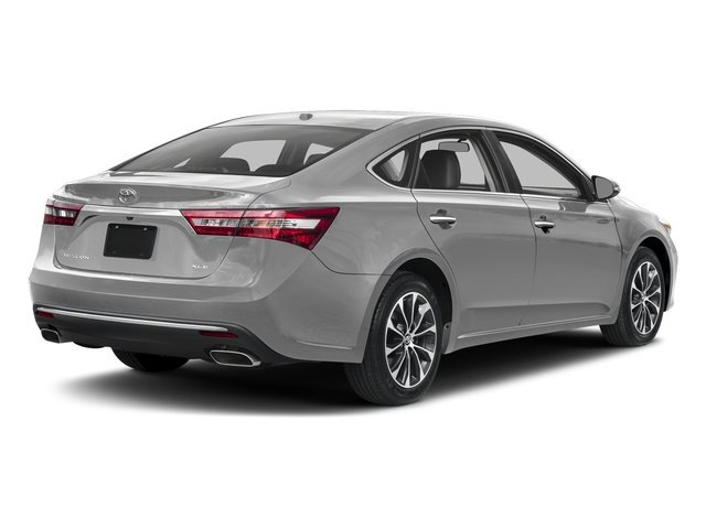 Pregled paradne limuzine Toyota Avalon