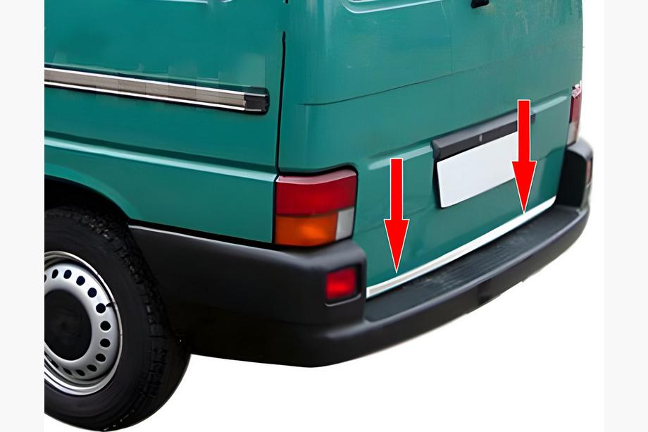 Volkswagen T4 Caravelle/Multivan 1990–2003 Nerjaveča zaščitna letev za rob prtljažnika OmsaLine, zadnja dvižna vrata (1 vrata) Image