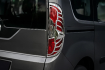 Opel Combo 2012–2018 Kromirana obroba zadnjih luči (2015↗, 2 kos, plastika) fotografija 1