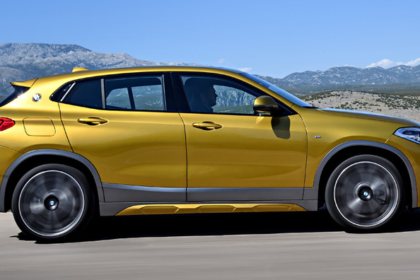 Spoznavanje novega mestnega križanca BMW X2