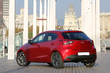 Pregled kompaktne kombilimuzine Mazda 2 fotografija 2