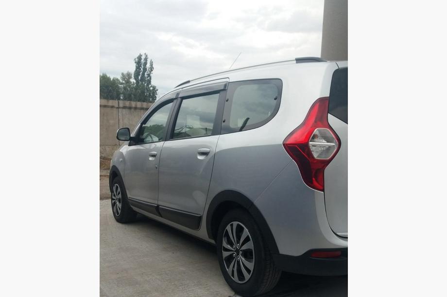 Renault Lodgy 2013–2022 Obrobe kolotekov (4 kosi, črne) Fotografija 5