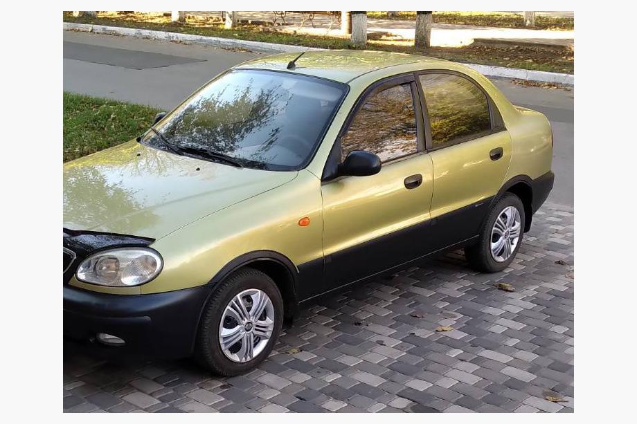 Chevrolet Lanos 1998–2017 Obrobe kolotekov (4 kosi, črne) Image