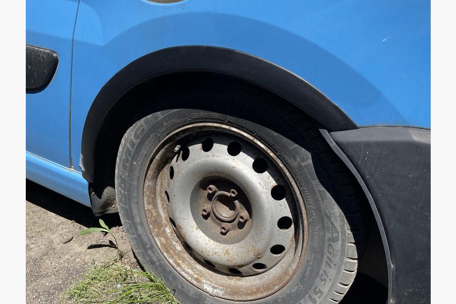 Fiat Scudo 2007–2015 Obrobe kolotekov (4 kosi, črne) Image