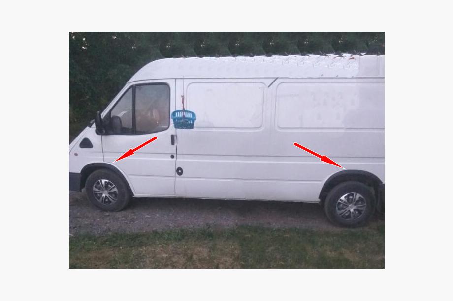 Ford Transit 1991–2000 Obrobe kolotekov (4 kosi, črne) Image