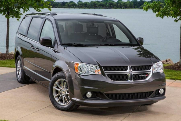 Enoprostorec pete generacije Dodge Grand Caravan