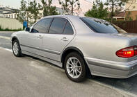 Mercedes E-class W210 1995–2002 Obrobe kolotekov (4 kosi, črne) fotografija 2