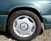 Mercedes E-class W124 1984–1997 Obloge kolotekov 1989-1995 (4 kosi, nerjaveče jeklo) fotografija 2