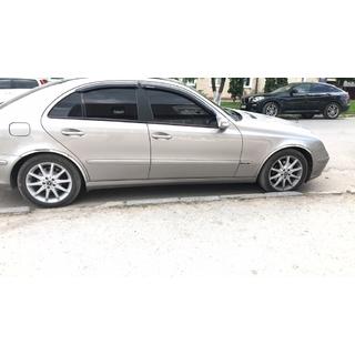 Nerjaveče obrobe blatnikov (4 kosi) Mercedes E-сlass W211 2002–2009 fotografija 4