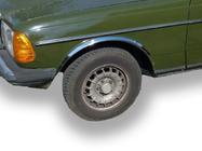 Mercedes W123 1975–1986 Nerjaveče obrobe blatnikov (4 kosi) fotografija 1