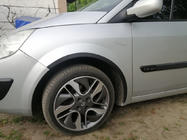 Renault Scenic/Grand 2003–2009 Obrobe kolotekov (4 kosi, črne) fotografija 1
