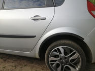 Renault Scenic/Grand 2003–2009 Obrobe kolotekov (4 kosi, črne) fotografija 2