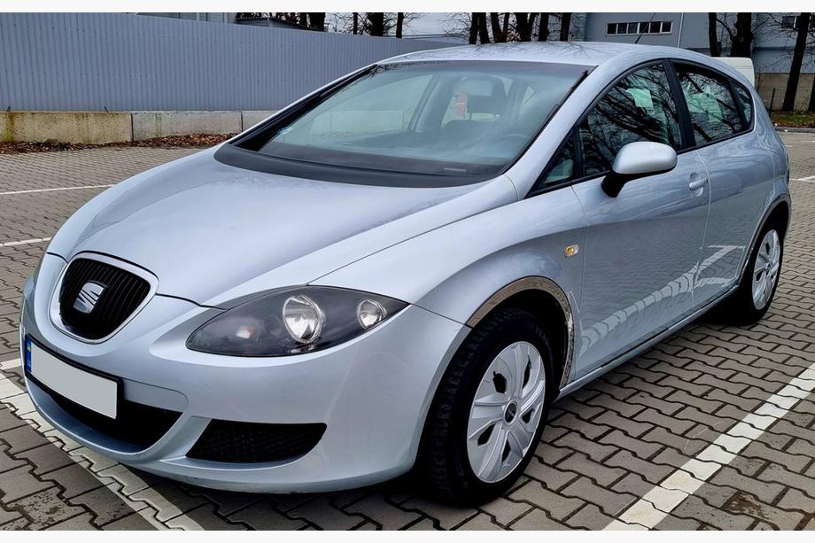 Seat Leon 2005–2012 Nerjaveče obrobe blatnikov (4 kosi) Image