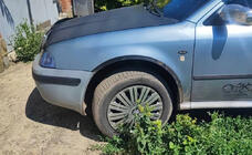 Skoda Octavia I Tour A4 1996–2010 Obrobe kolotekov (4 kosi, črne) Kovina fotografija 1
