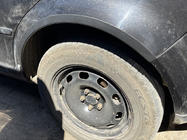 Volkswagen Golf 4 1997–2006 Obrobe kolotekov (4 kosi, črne) fotografija 1